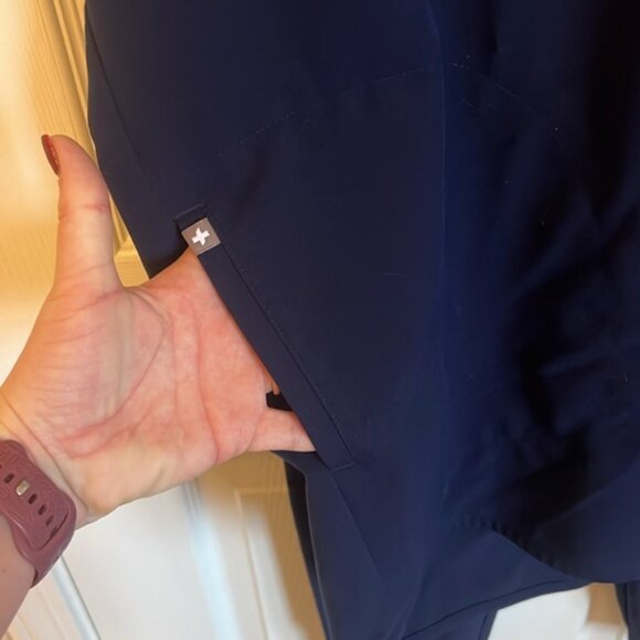 Figs Navy Scrub Set- Rafaela top and Jogger Bottoms - Picture 4 of 9